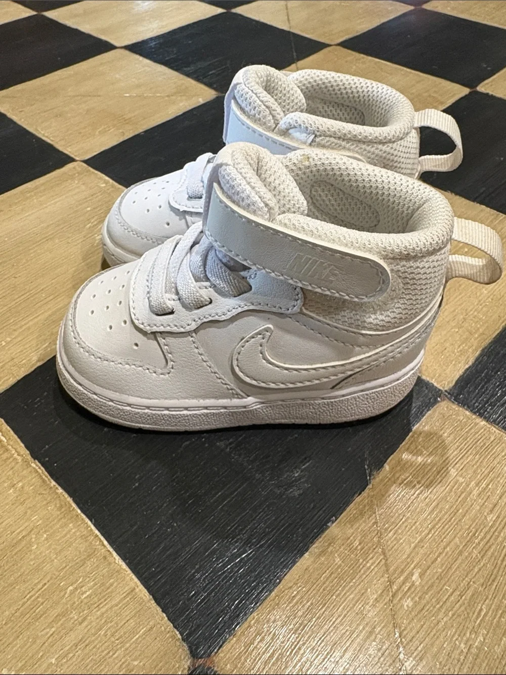 Nike size 4c